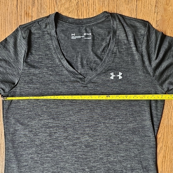 Under Armour Heatgear Gray/Green Fitted Short Sleeve T-Shirt Size M - Picture 2 of 5